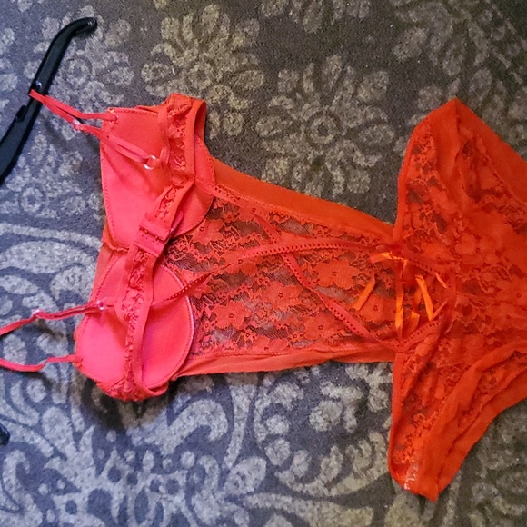 Intimates - Picture 3 of 4